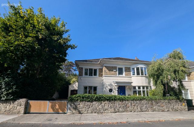 Avoca Park, Blackrock, Stillorgan, Co. Dublin - Click to view photos