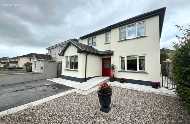 4 Moyvale Park, Ballina, Co. Mayo, Ballina, Co. Mayo - Click to view photos