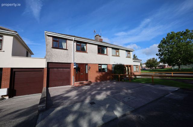 2 The Court, Waterpark, Carrigaline, Co. Cork - Click to view photos