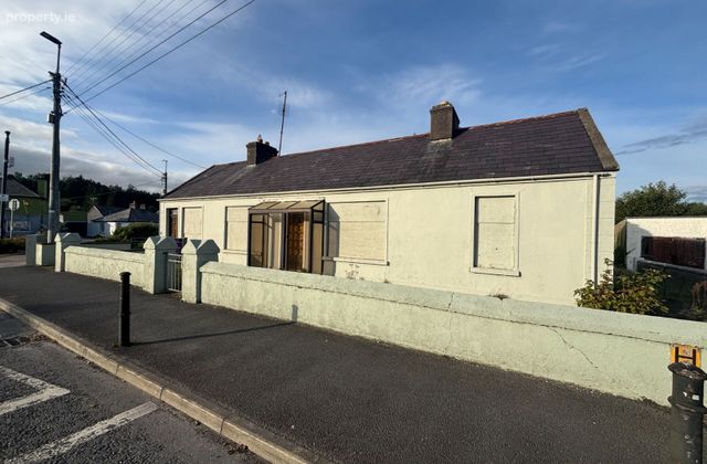 Station Road, Castlebar, Castlebar, Co. Mayo - Click to view photos