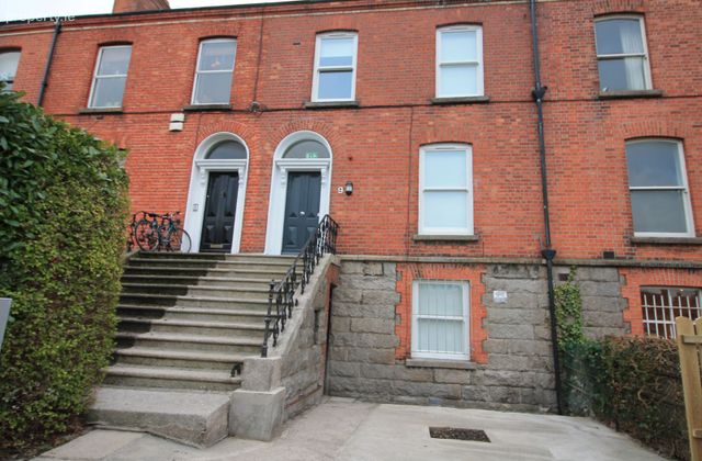 Flat 2, 9 Grosvenor Square, Rathmines, Dublin 6 - Click to view photos