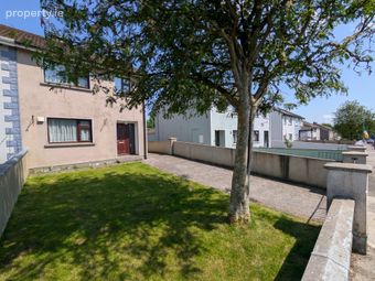 33 Lui Na Greine, Claremorris, Co Mayo, Claremorris, Co. Mayo - Image 2