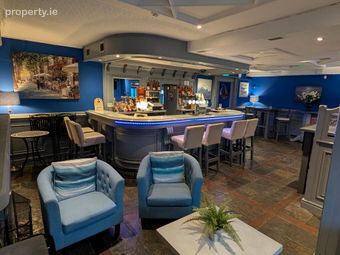 The Bridge Bar &amp; Restaurant, Main Street, Ballyconnell, Co. Cavan, Ballyconnell, Co. Cavan - Image 4
