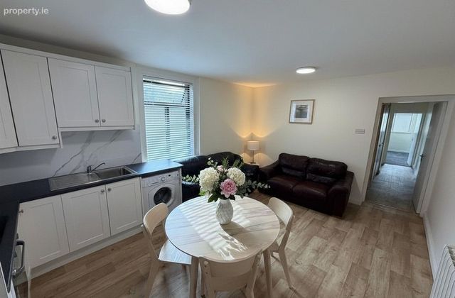 Flat 3, 33/35 Charleville Road, North Circular Road, Dublin 7 - Click to view photos