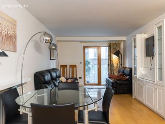 Apartment 66, Forbes Quay Apartments, Dublin 2 - Image 4