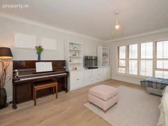 15 Woodview, Fionn Laoi, Ballincollig, Co. Cork - Image 5