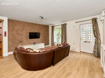 6 The Boulevard, Cruise Park, Tyrrelstown, Dublin 15 - Image 5