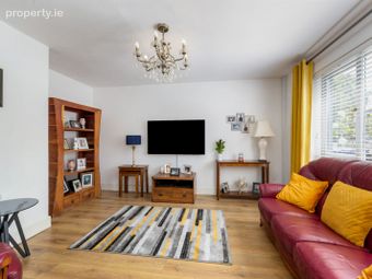11 Whitethorn Grove, Kill, Co. Kildare - Image 3