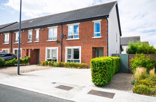 1 Parkside Walk, Dublin 13, Clongriffin, Dublin 13 - Click to view photos