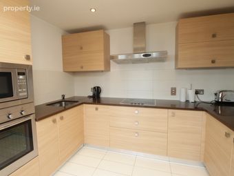 Short Term Let, Wyckham Point, Dundrum, Dublin 16 - Image 3