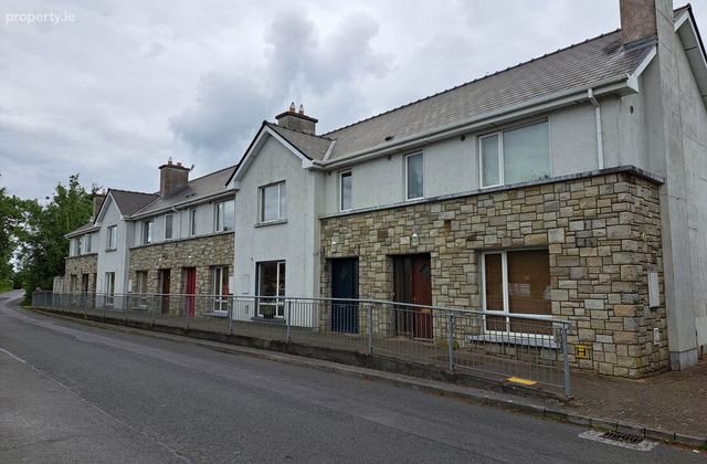 5 Caslin Way, 5 Caslin Way Strokestown, Strokestown, Co. Roscommon, Strokestown, Co. Roscommon - Click to view photos