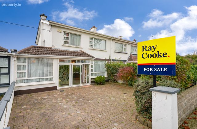 25 Brompton Lawn, Castleknock, Dublin 15, Castleknock, Dublin 15 - Click to view photos