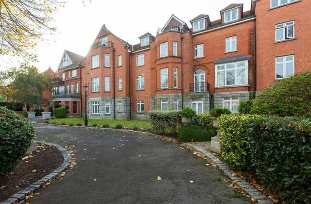 Apartment 9, Malton, 31/33 Merrion Road, Ballsbridge, Dublin 4 - Click to view photos