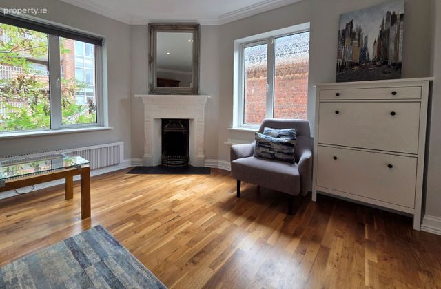 Duplex, The Sweepstakes, Ballsbridge Park, Ballsbridge, Dublin 4 - Click to view photos