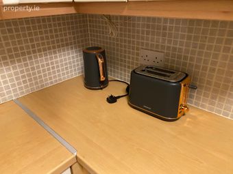 16 York Court, York Road, Dun Laoghaire, Co. Dubli, Monkstown, Co. Dublin - Image 5