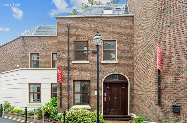 7 Windsor Place, Pembroke Street Lower, Dublin 2, Dublin 2 - Click to view photos