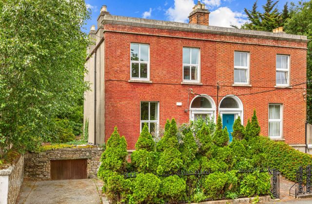 9 Sydenham Road, Dundrum, Dublin 14 - Click to view photos