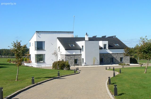 Carrownagower, Athenry, Craughwell, Co. Galway - Click to view photos