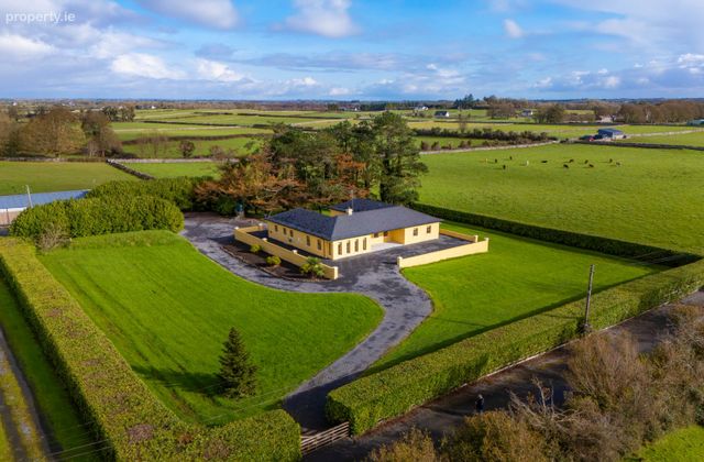 Rocksborough South, Ballinrobe, Hollymount, Co. Mayo - Click to view photos