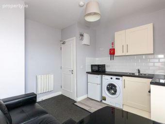 Apartment 3, 23 Nottingham Street, North Strand, Dublin 3 - Image 2