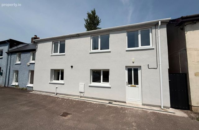 El Mar, 18 Lough View Terrace, The Lough, Co. Cork - Click to view photos