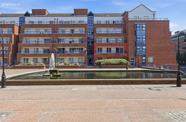 300 The Argyle, Custom House Harbour Apartments, IFSC, Dublin 1 - Click to view photos
