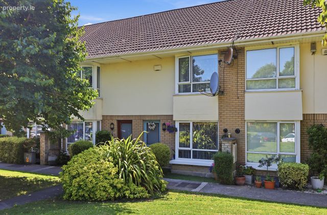 123 The Oaks, Ridgewood, Swords, Co. Dublin - Click to view photos