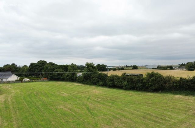 Watery Cross, Dromiskin, Co. Louth - Click to view photos