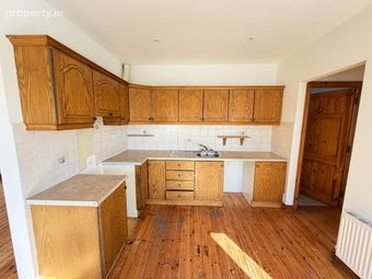 Derry, Barefield, Ennis, Ennis, Co. Clare - Image 4