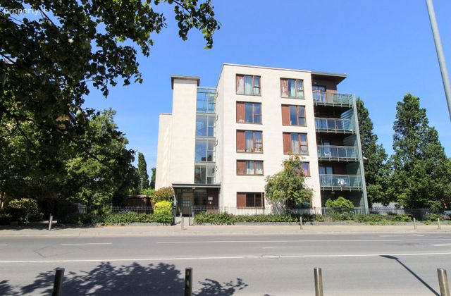 10 Castlegate Way, Adamstown, Lucan, Co Dublin, Adamstown, Co. Dublin - Click to view photos