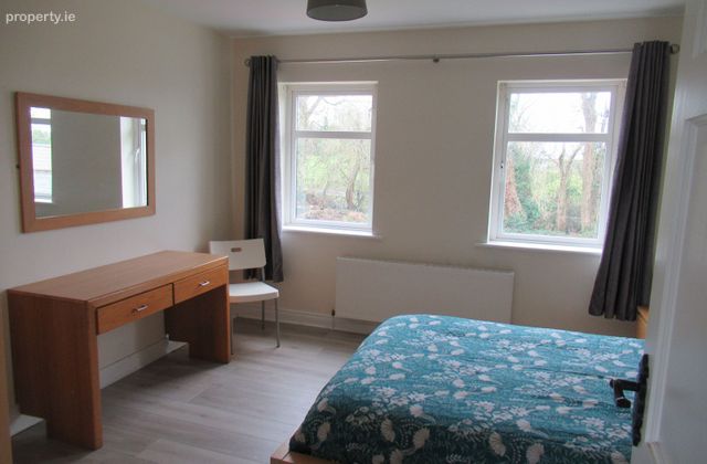 Silliott Hill, Kilcullen, Co. Kildare - Click to view photos