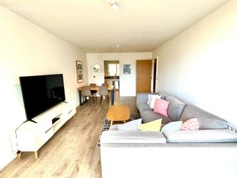 Apartment 8, The Camden, The Gasworks, Grand Canal Dock, Dublin 4 - Image 3