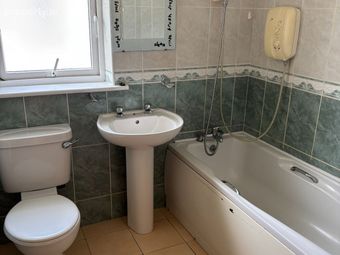 47 Blackfort Manor, Newport Road, Castlebar, Co. Mayo - Image 5