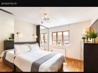 8 Belarmine Vale, Belarmine, Dublin 18, Stepaside, Dublin 18