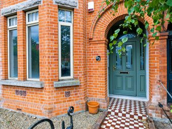 93 Sandford Road, Ranelagh, Dublin 6 - Image 2