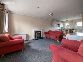 38 Riverchapel View, Riverchapel, Riverchapel, Co. Wexford - Image 2