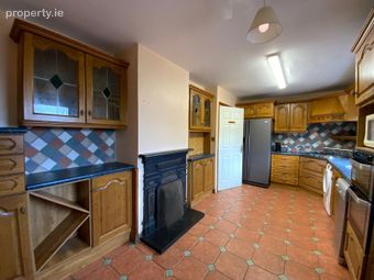 1 Cooley Park, Dundalk, Dundalk, Co. Louth - Image 5