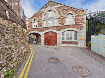 8 Stone Court, Trafalgar Hill, Montenotte, Co. Cork - Image 2