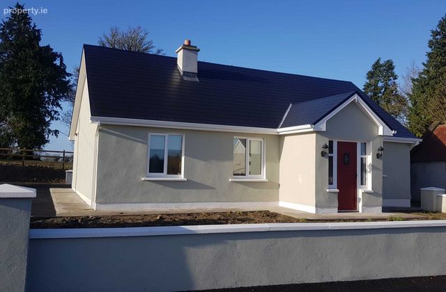 Corracoggil South, Loughglynn, Lisacul, Co. Roscommon - Click to view photos