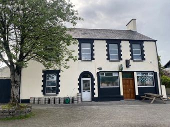 O'hares Bar, Cornmarket, Ballinrobe, Co. Mayo - Image 2