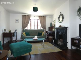9 Campbell Court, Clooncool, O'Callaghans Mills, Co. Clare - Image 3