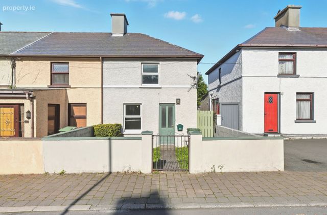 32 Saint Joseph's Terrace, Sligo, Sligo, Co. Sligo - Click to view photos