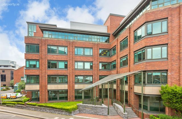 Penthouse, 3 Harbourmaster Place, Ifsc, Dublin 1, Dublin 1 - Click to view photos