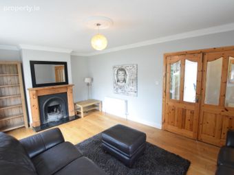 104 Clonlea, Mount Oval Village, Rochestown, Co. Cork - Image 4