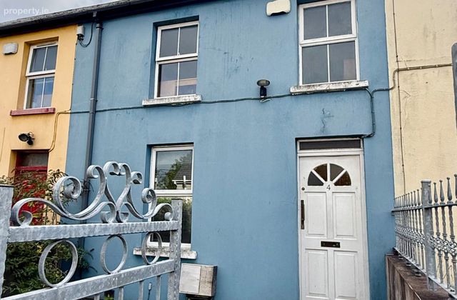 Maria Villas, 98 Street, Cork City Centre, Co. Cork - Click to view photos
