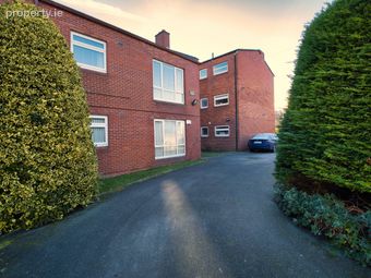 Apartment 10, Glenesk Court, Farney Park, Sandymount, Dublin 4 - Image 3