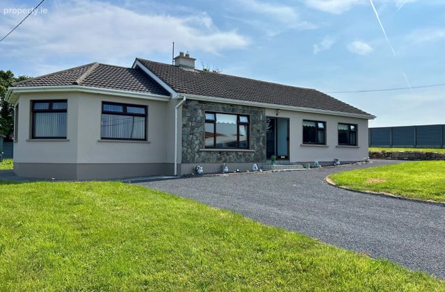 Antfield, Aughamore, Carrick-on-Shannon, Co. Leitrim - Click to view photos