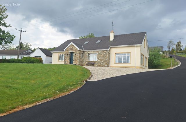 1a Aghalative, Creeslough, Co. Donegal, Creeslough, Co. Donegal - Click to view photos