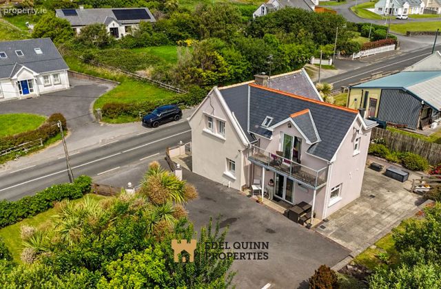Station House, Ardeelan Lower, Rossnowlagh, Co. Donegal - Click to view photos