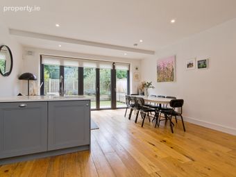 1 Grand Canal View, Saint James's Terrace, Dublin 8, Dublin 8 - Image 5